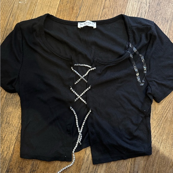 Black Crystal Tie Going Out Top - Picture 3 of 3